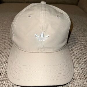 Adidas originals relaxed modern hat